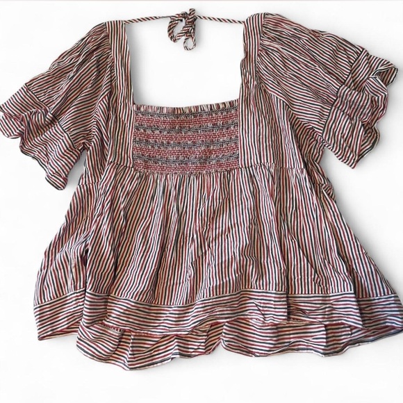 Old Navy Puff Sleeve Smocked Blouse in Red and Blue - Picture 2 of 2